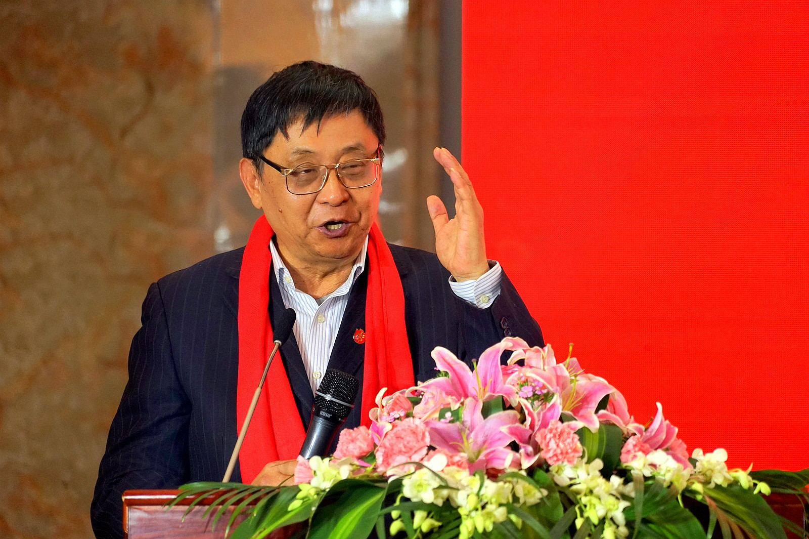 袁正平會(huì)長